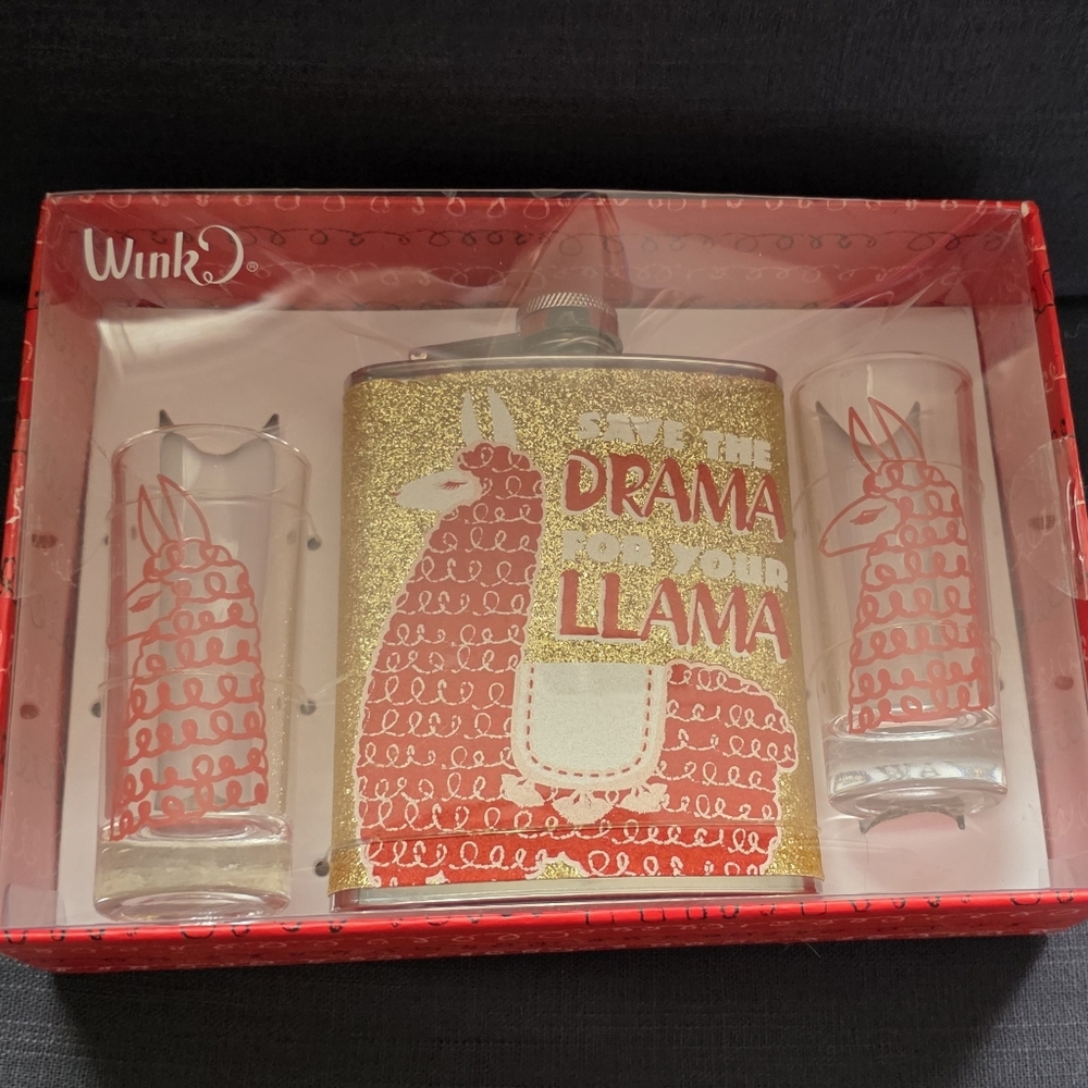 Save The Dramma For Your LLama Hip Flask & 2 Shot Glass